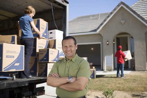 Local moving van service covering Primrose Hill and nearby areas