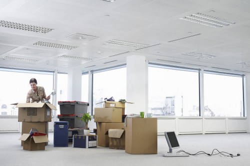 Removal truck hire support for flats and period properties in Primrose Hill